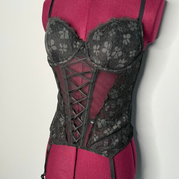 Victoria’s Secret Black Lace Corset with Boning & Garter Straps Size M - Picture 1 of 5